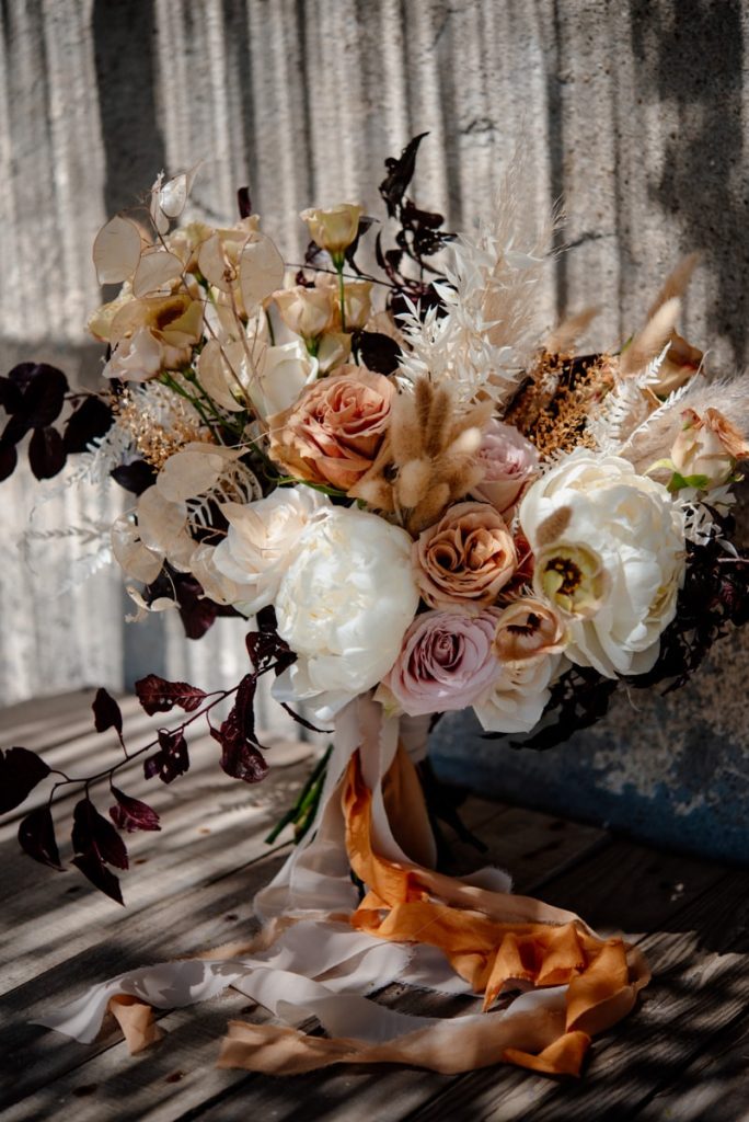 wedding bouquet siena