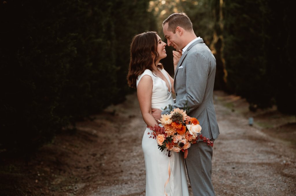 tuscany intimate wedding photographer