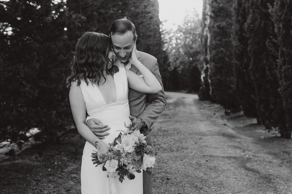 tuscany intimate wedding photographer