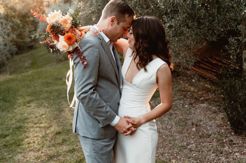 tuscany intimate wedding photographer