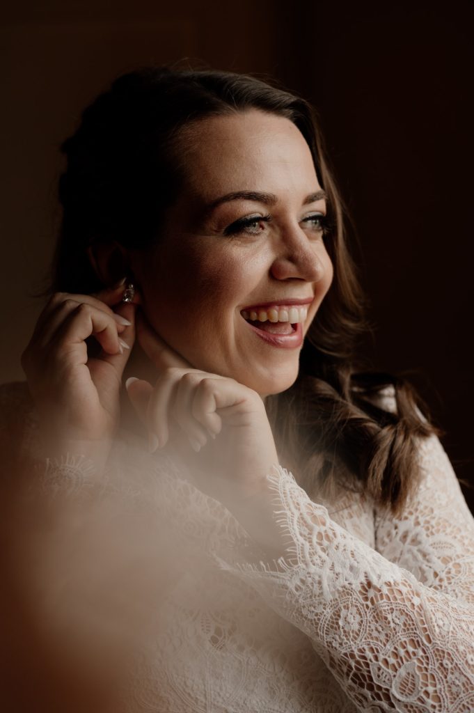 wedding and elopement photographer in tuscany