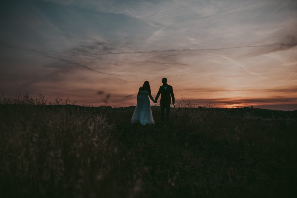 wedding and elopement photographer in tuscany
