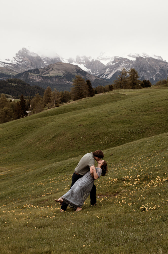 elopement photographer in dolomites