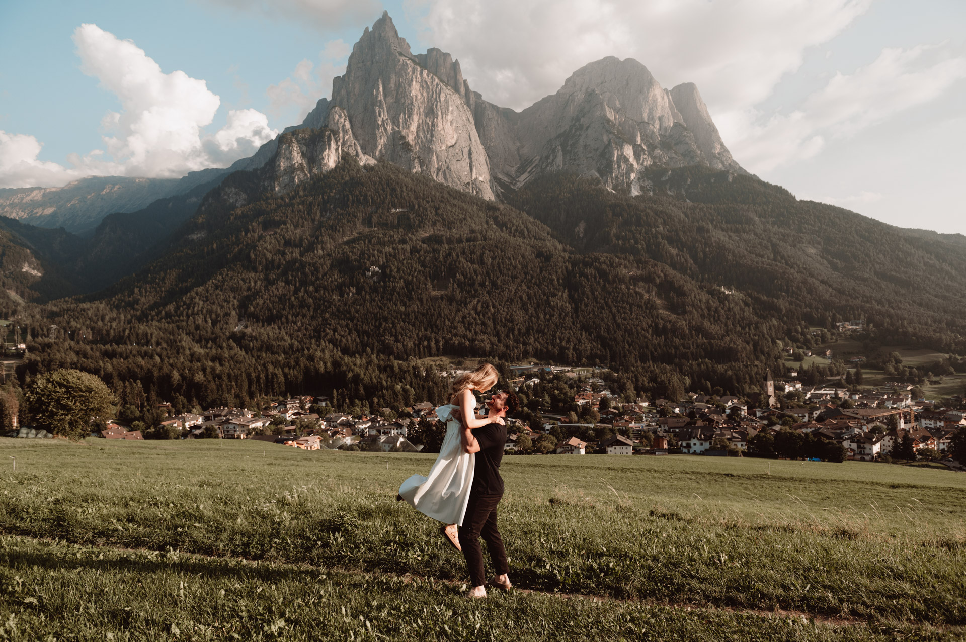 elopement photographer in dolomites