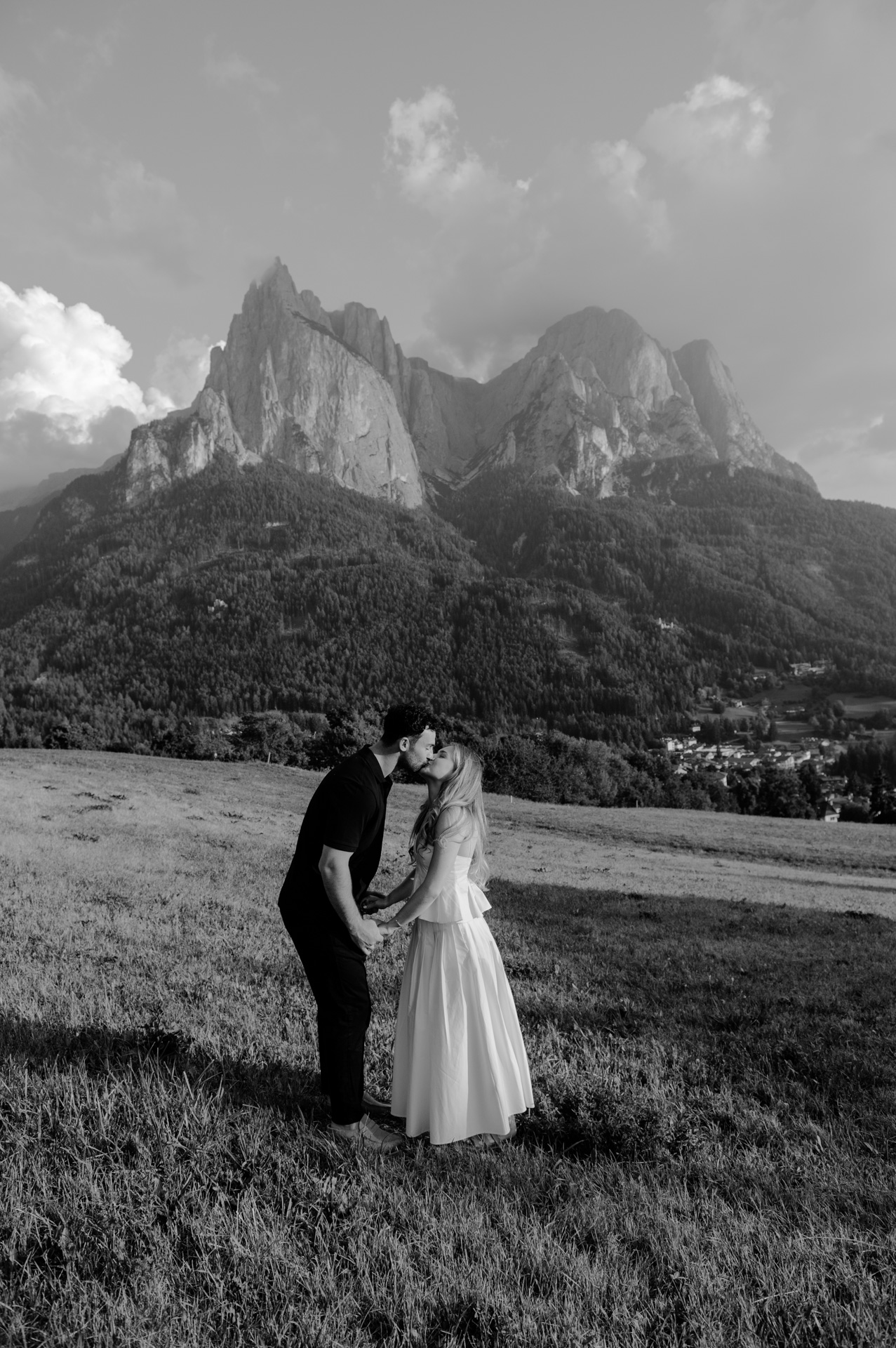 elopement photographer in dolomites